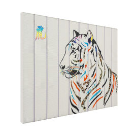 Pitture animali dell'estratto della tigre del nastro, parete di colore solido che progetta pittura
